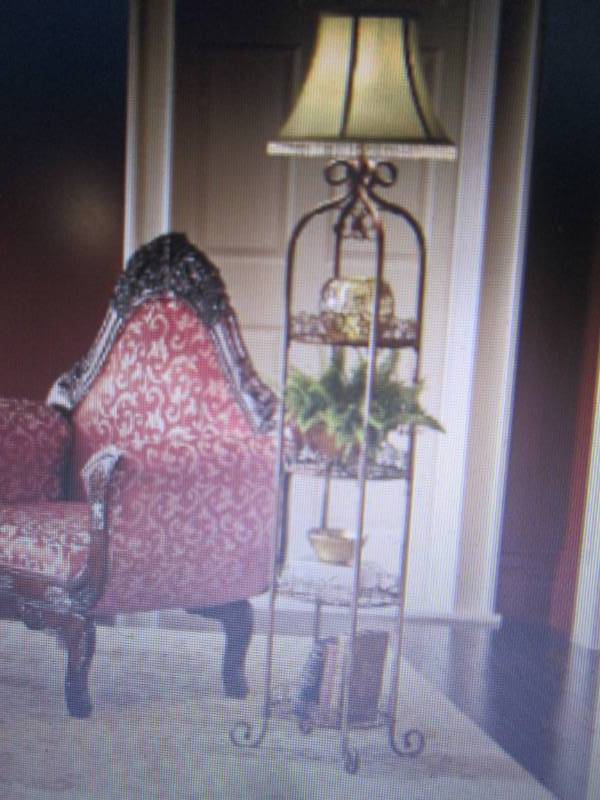 lot 54 image: Floor Lamp with Shelves open box, u...