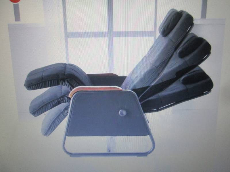lot 55 image: Zero Gravity Chair open box returns...