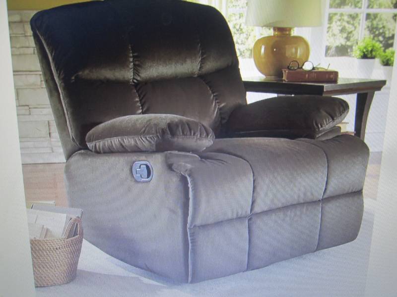 lot 136 image: Microfiber Swivel Rocker Recliner o...