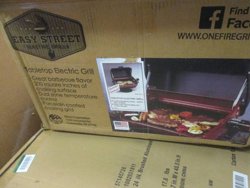 lot 180 image: Easy Street Electric Tabletop Grill...