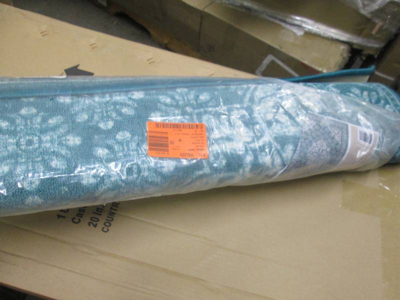 lot 186 image: Tayse Rugs Majesty Teal 4 ft. x 5 f...