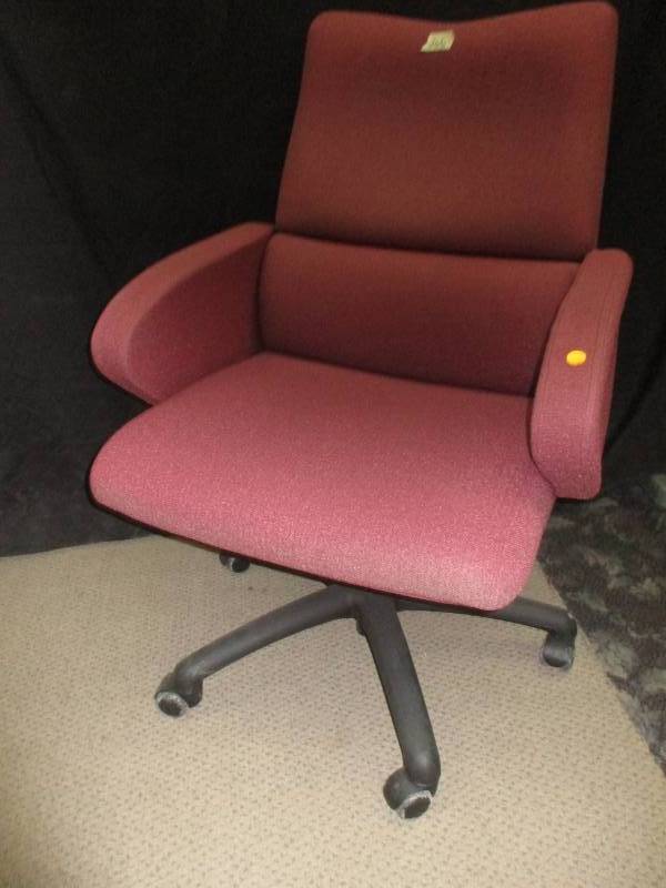 Nice Office Chair