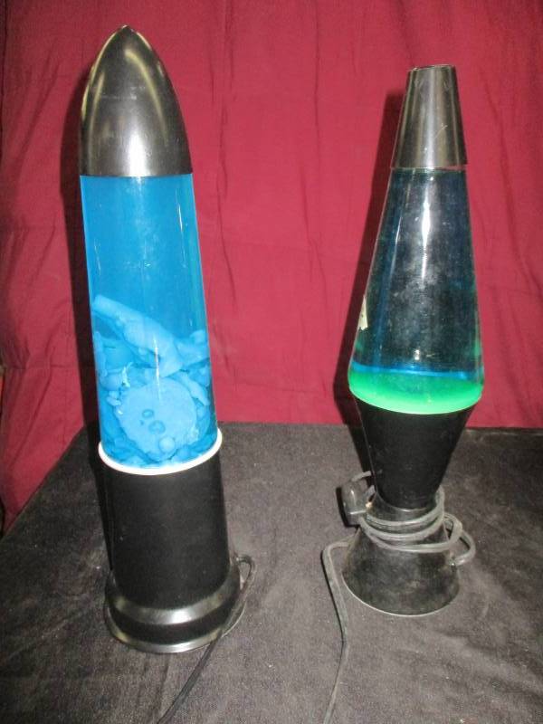 2 Lava Lamps