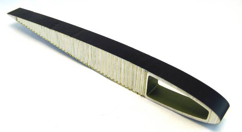 lot 102 image: HUEY HELICOPTER ROTOR BLADE