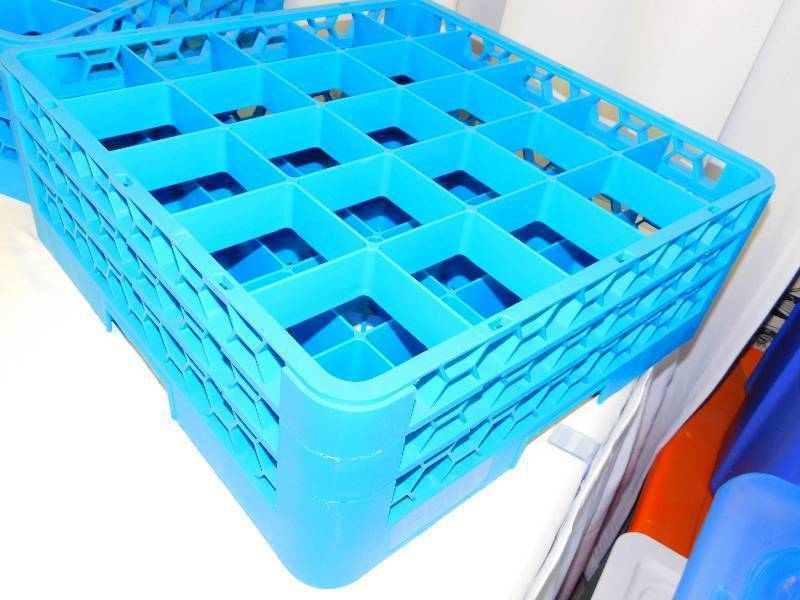 GLASSWARE CRATES