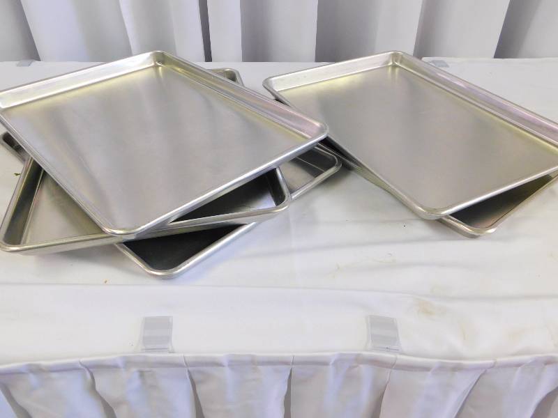 BAKING PANS