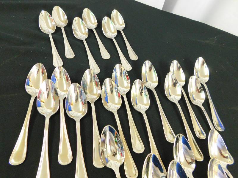 SERVING SPOONS