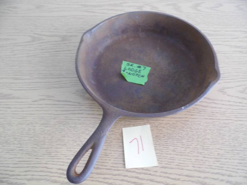 SK #7 Lodge Cast Iron Skillet