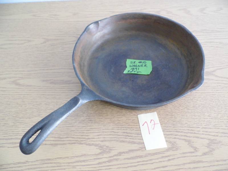 SK #10  Wagner Cast Iron Skillet