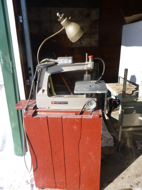 lot 5 image: Montgomery Ward Power-Kraft Jig Saw