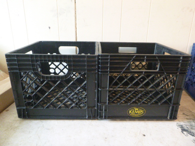 lot 40 image: 2 Milk Crates