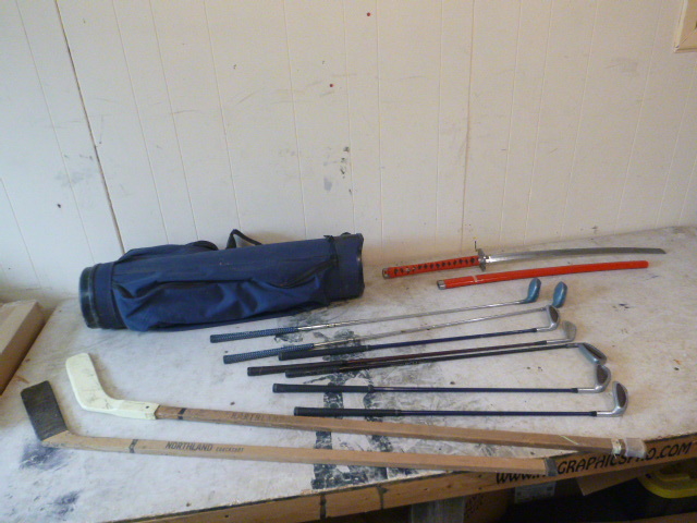 lot 48 image: Sports Items