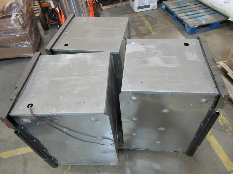 lot 90 image: 3 SUMMIT APPLIANCE 24 in. Single Gas Wall Ovens in Black. TTM7212KW - Damaged For parts or Restore