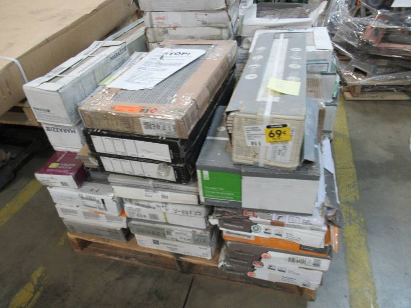 lot 49 image: WHOLESALE MIXED PALLET OF RETURNS & PIECES - TILE
