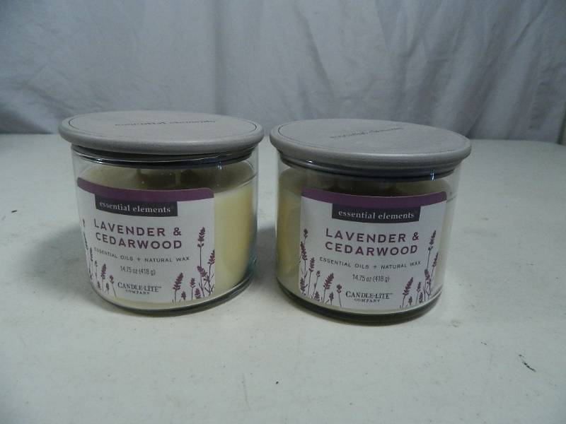 lot 22 image: 2 New 3 Wick Essesntial Elements Candles