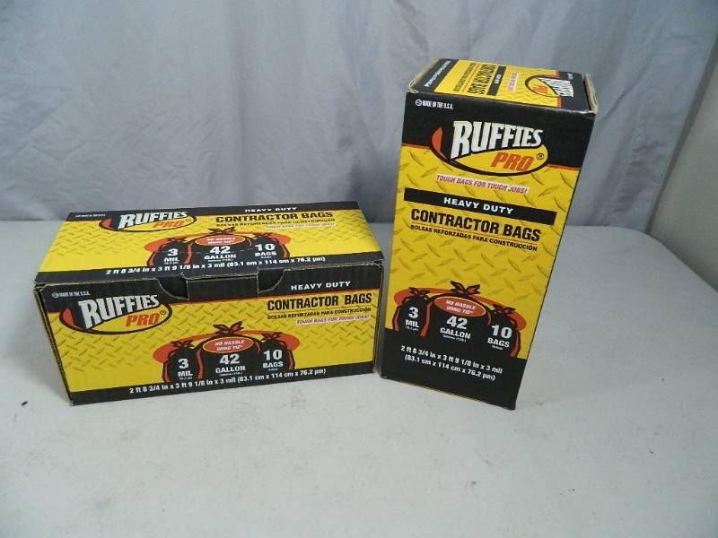 lot 34 image: 2 New Boxes of Contractor Bags