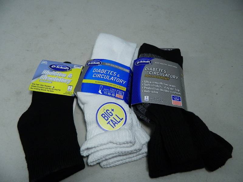 lot 56 image: 5 New Pair of Dr Scholls Socks
