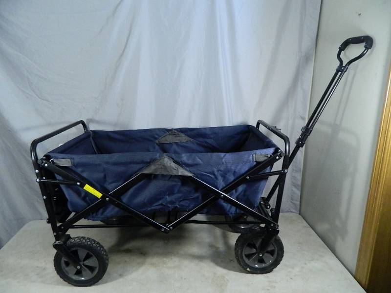 lot 89 image: Folding Canvas Wagon