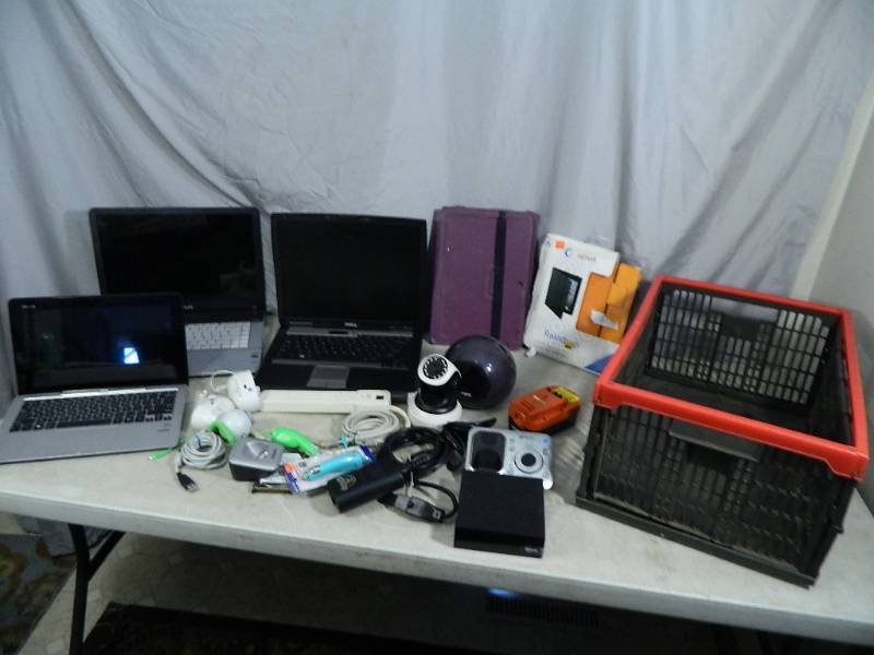 lot 129 image: Laptops, Assorted Electronics