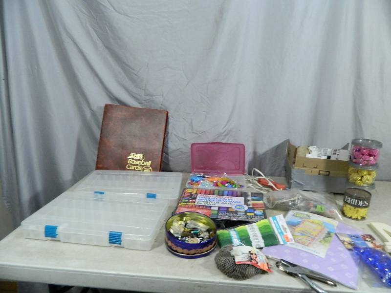 lot 147 image: Craft and Office Items