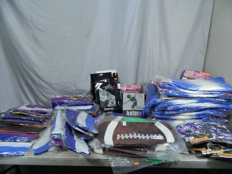 lot 150 image: Large Assortment of New Merchandise