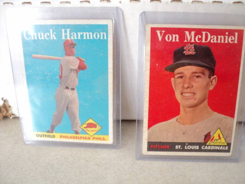 2 1958 Topps Baseball Cards...