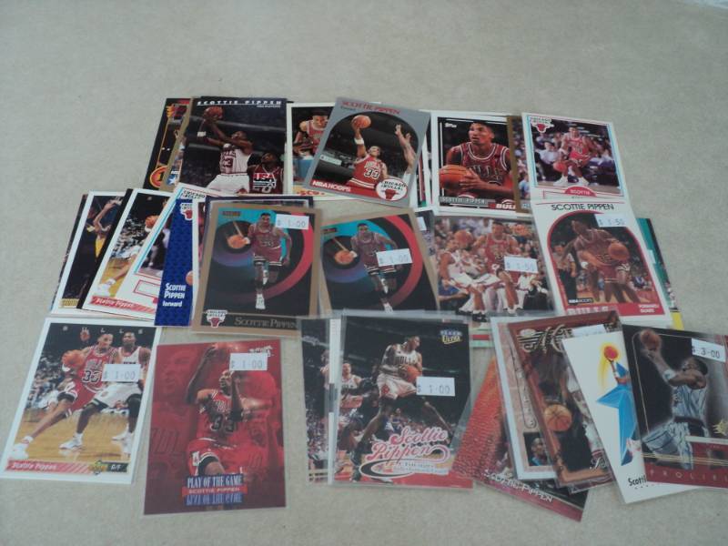 40 Scottie Pippen Cards...
