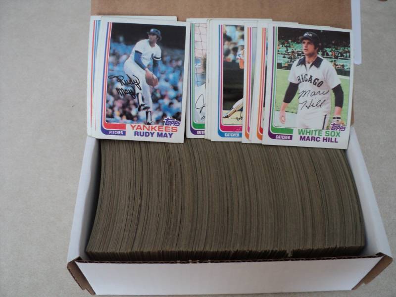 Box of 1982 Topps Baseball Cards...