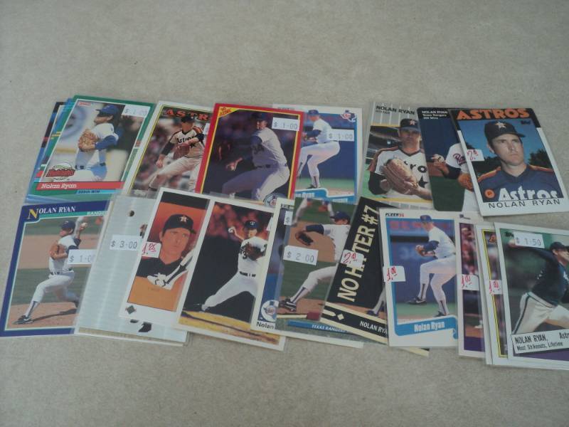 25 Nolan Ryan Cards...