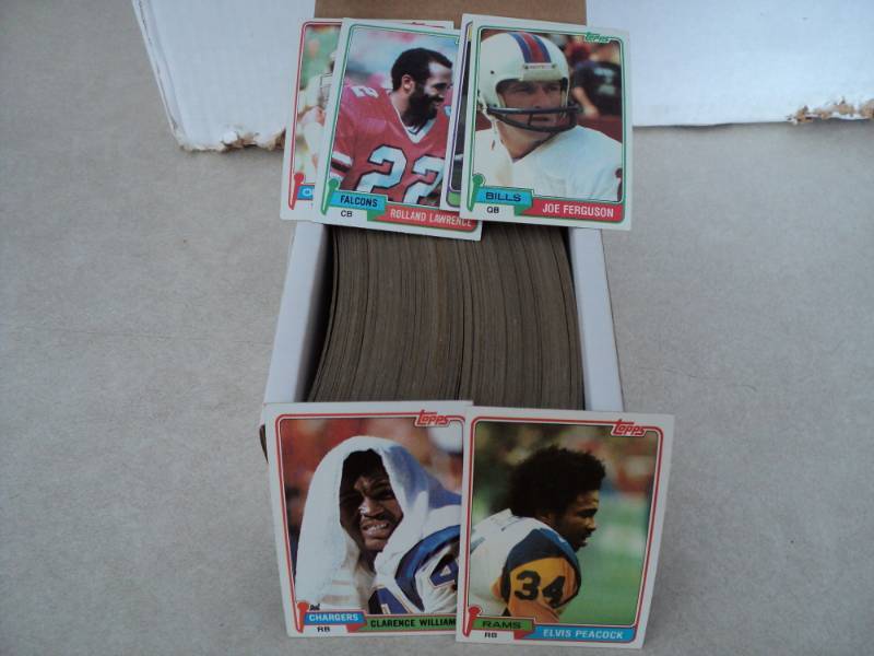 Box of 1981 Topps Baseball Cards...