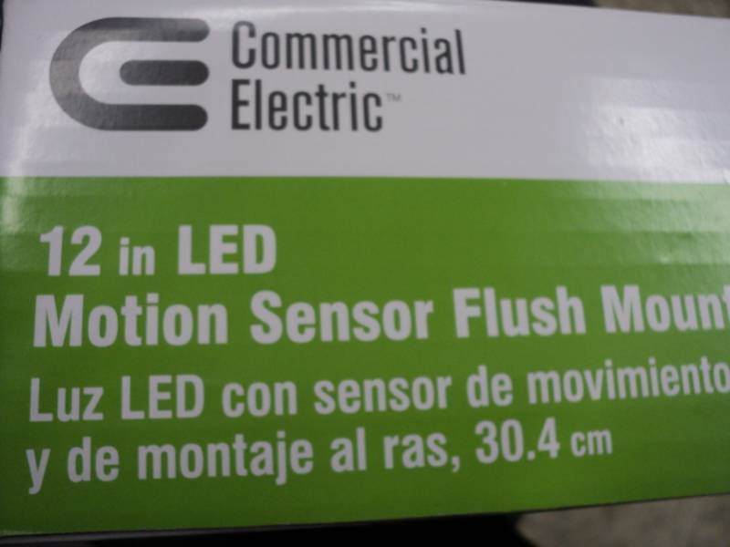 Commerical Electric 12 LED Motion ...
