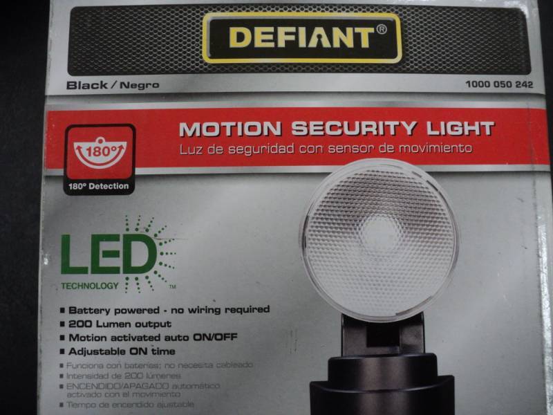 Defiant Motion Security Light...