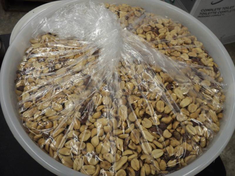 15 lbs pail Liighted Salted Shelled...