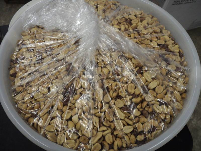 15 lbs pail Liighted Salted Shelled...