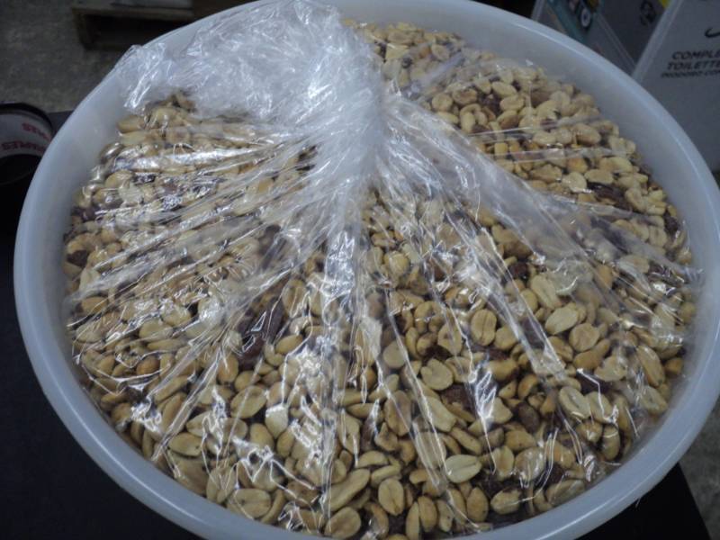 15 lbs pail Liighted Salted Shelled...
