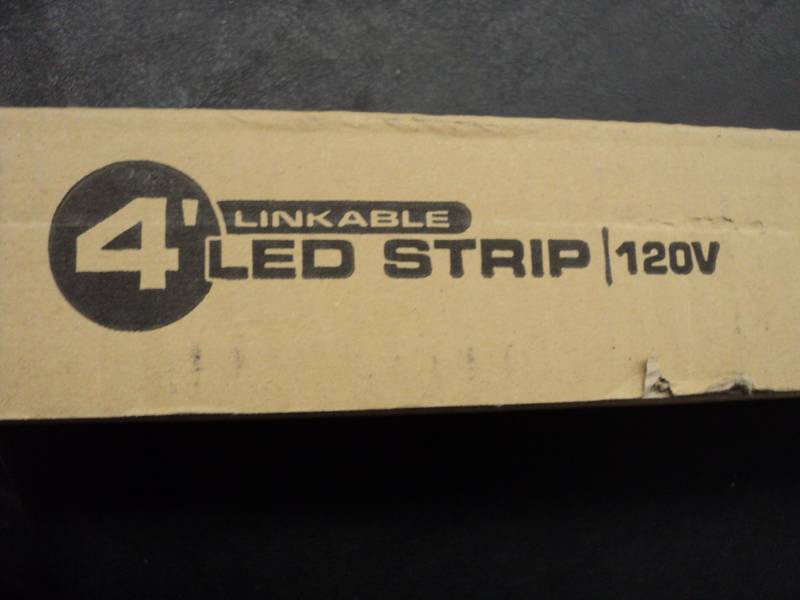 Lithonia Lighting 4 ft Linkable LED...