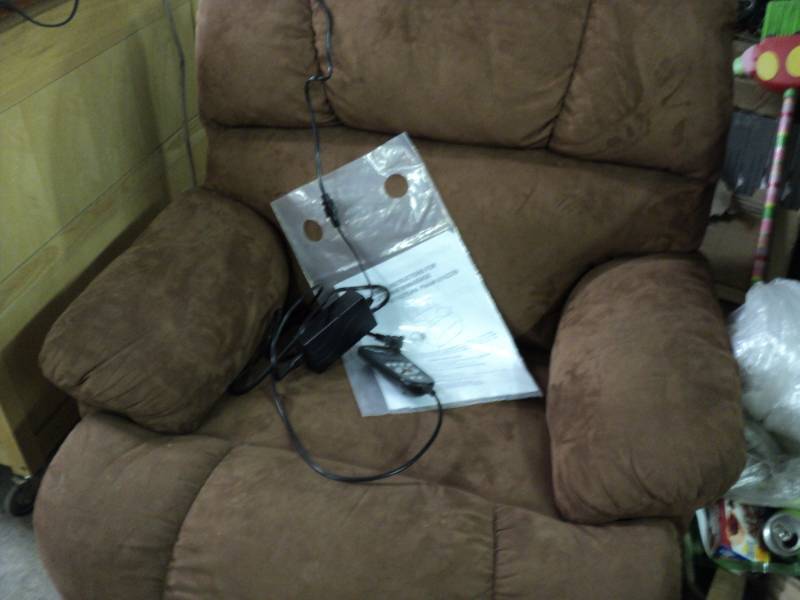 Lift Recliner with Massage retail ...
