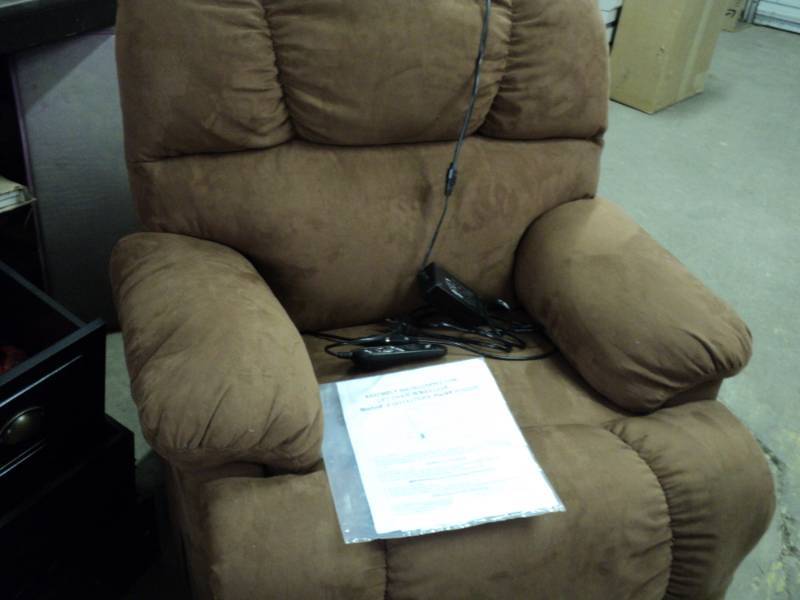 Lift Recliner with Massage retail ...