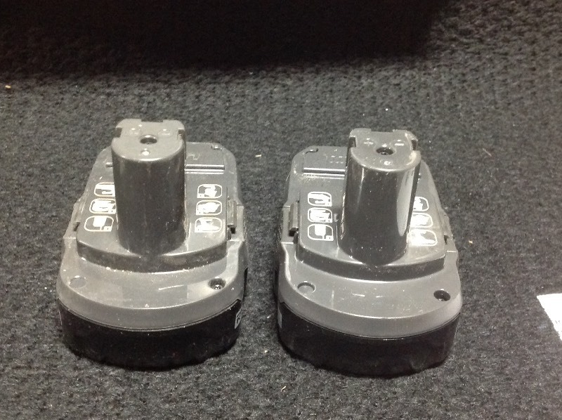 lot 106 image: Ryobi P102 18V One Compact Lithium Ion Battery, 2 Pack used in working conditions