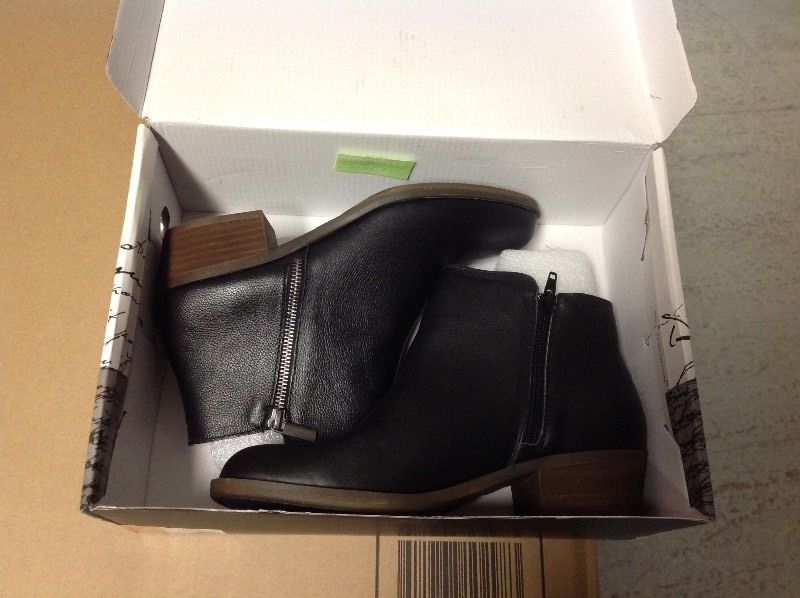 lot 112 image: New KENSIE Ghita Black LEATHER Ankle Zip Boots Casual US 8.5