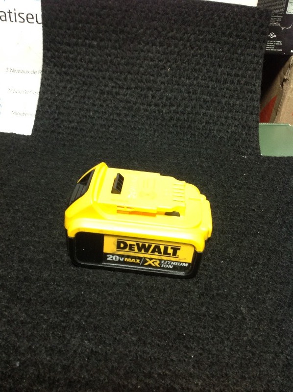lot 108 image: DEWALT 20-Volt MAX XR Lithium-Ion Premium Battery  4.0Ah in good conditions