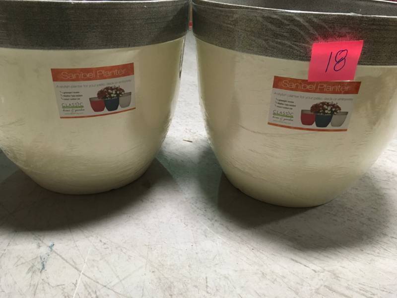 lot 18 image: Sanibel Resin Planter 22 in. Lattice White Crack Weather Resistant UV Coated QTY 2 in like new condition