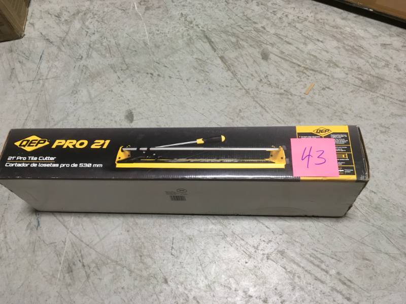 lot 43 image: QEP 21 in. Manual Pro Tile Cutter in good working condition
