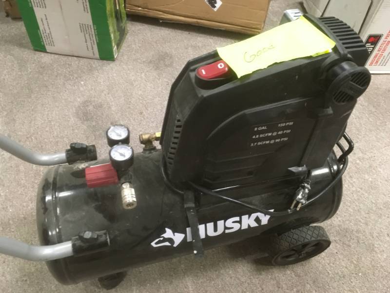 lot 78 image: Husky 8G 150 PSI Hotdog Air Compressor USED in working condition