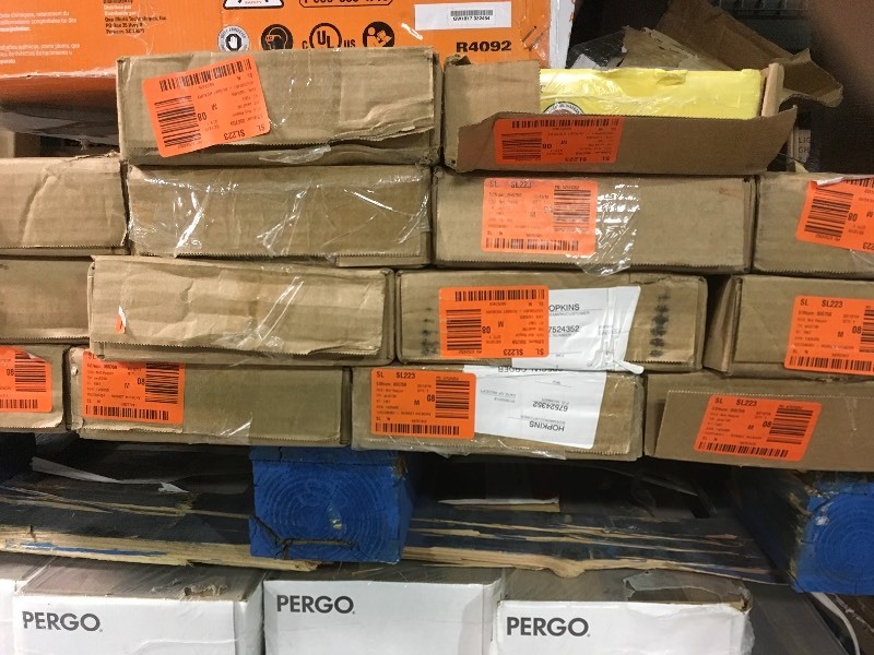 lot 101 image: TrafficMASTER Russet Hickory 7 mm Thick x 7-23 in. Wide x 50-58 in. Length Laminate Flooring (24.17 sq. ft.  case) 14 cases
