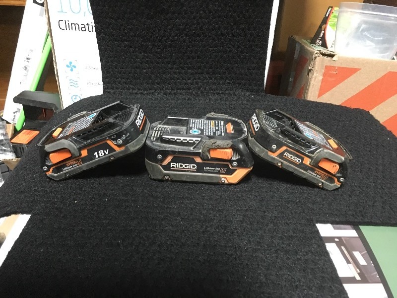 lot 109 image: Lot of 1 RIDGID R840083 18V High Capacity Hyper Li-Ion Battery and 2 Ridgid R840085 18V 18 Volt 1.5Ah Hyper Lithium Ion Battery Li-ion in working conditions