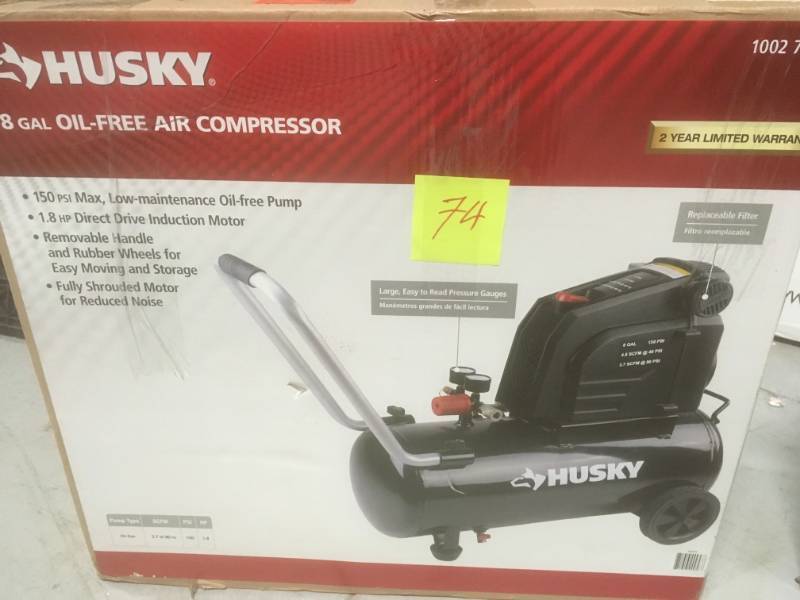 lot 74 image: Husky 8G 150 PSI Hotdog Air Compressor in good condition