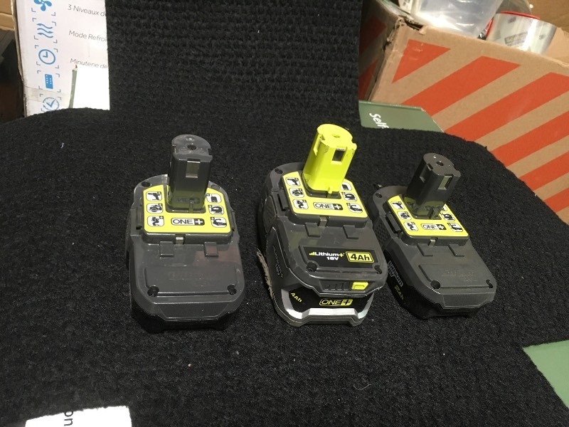 lot 114 image: Lot of 1 RYOBI 18-Volt ONE Lithium-Ion 4.0 Ah LITHIUM High Capacity Battery and 2 RYOBI 18-Volt ONE 2.0 Ah Lithium-Ion Compact Battery in working conditions