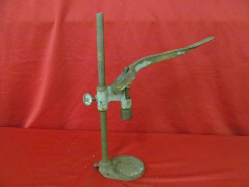 lot 12 image: cast iron bottle capper