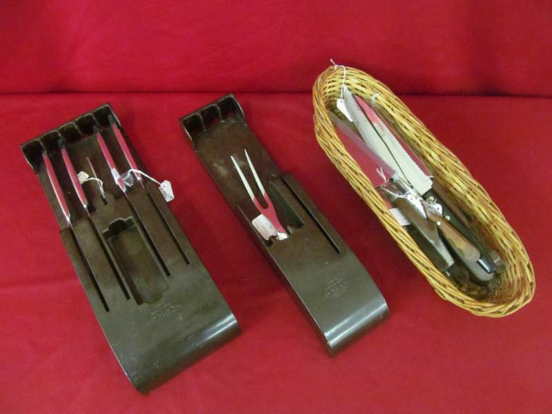 lot 13 image: knives